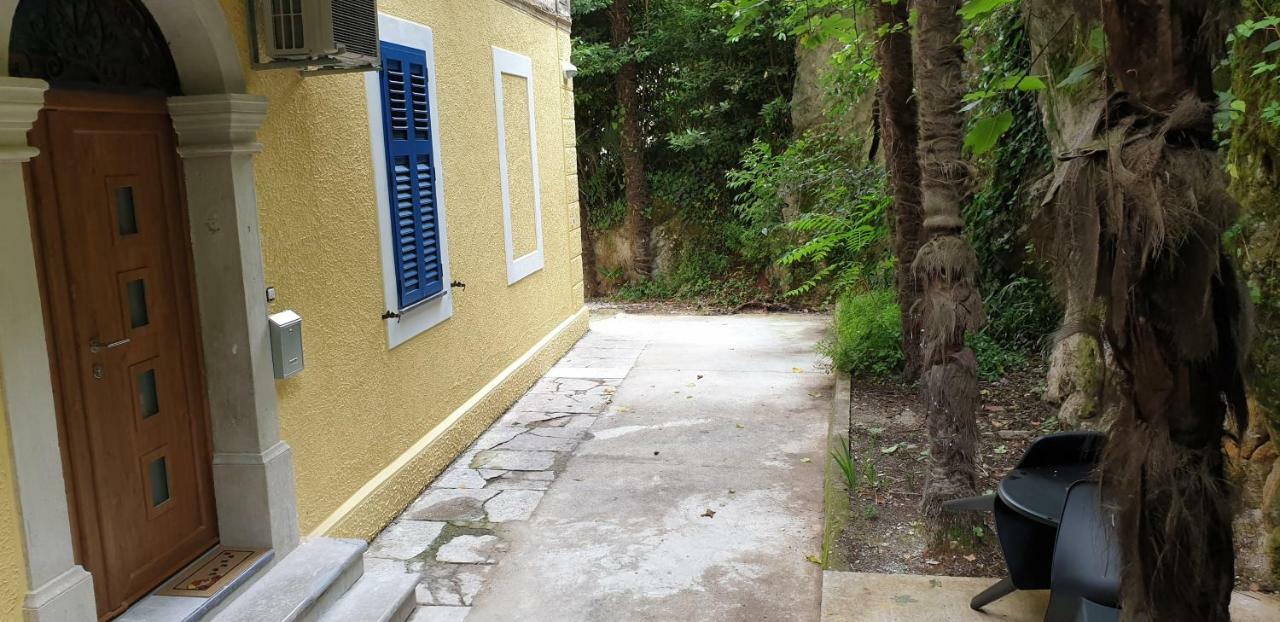 Apartment Kaza In Center, With Terrace, Private Parking, Step To The Sea 오파티아 외부 사진